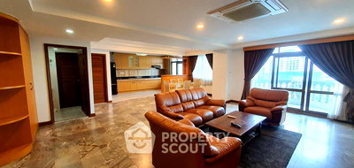 Condos for rent Sukumvit 39 : 3-BR Condo at Royal Castle Sukhumvit near BTS Phrom Phong (ID 888722)