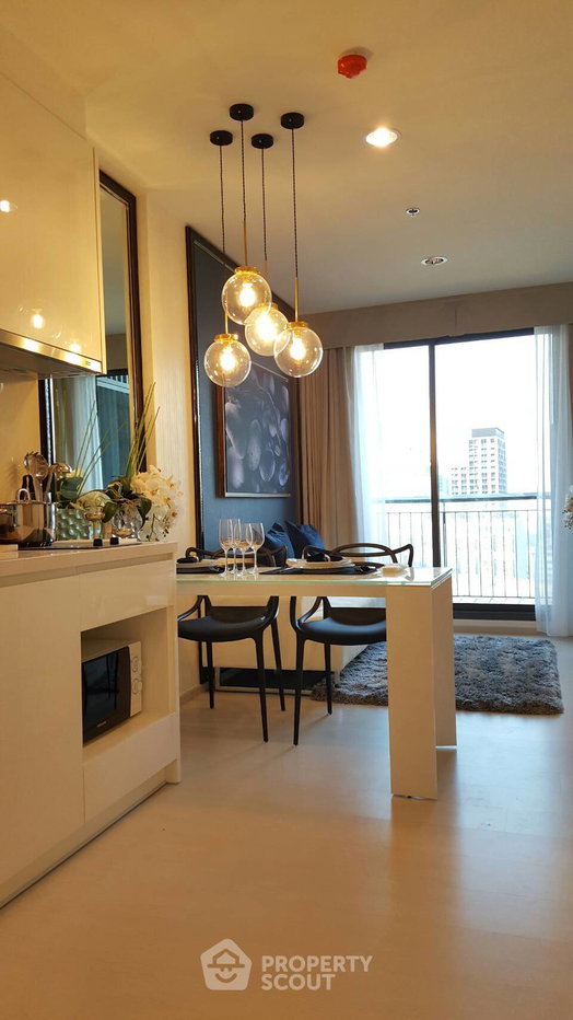 รูป คอนโด 1-ห้องนอน ที่ ริทึ่ม สุขุมวิท42 ใกล้ BTS เอกมัย (ID 513807) - รูปที่ 1/6