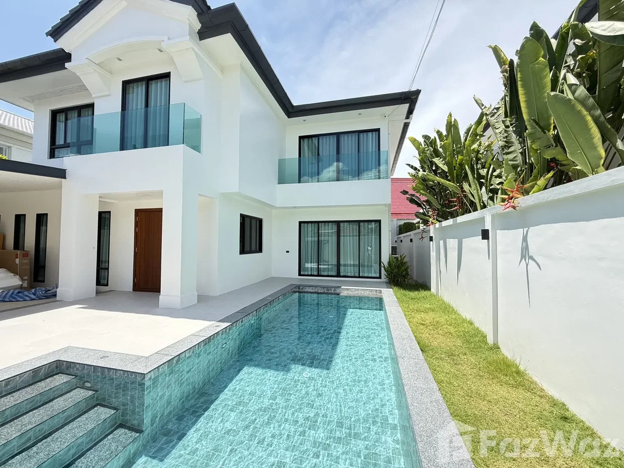 รูป Luxury 2-Storey Villa with Private Swimming Pool – L&H 5962958 - รูปที่ 2/24