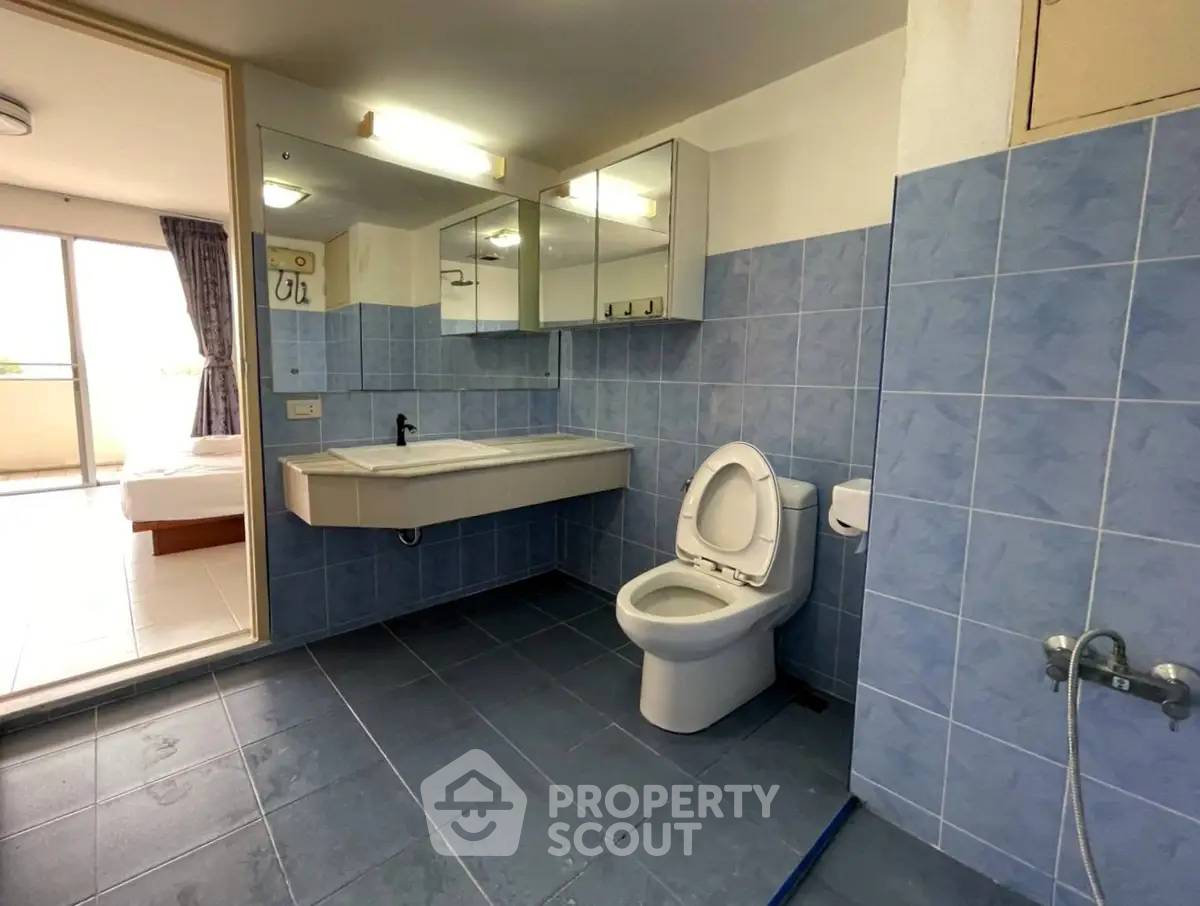 picture 2-BR Condo at Tara Ruan Ake in Phlapphla (ID 2866781) - 11/25