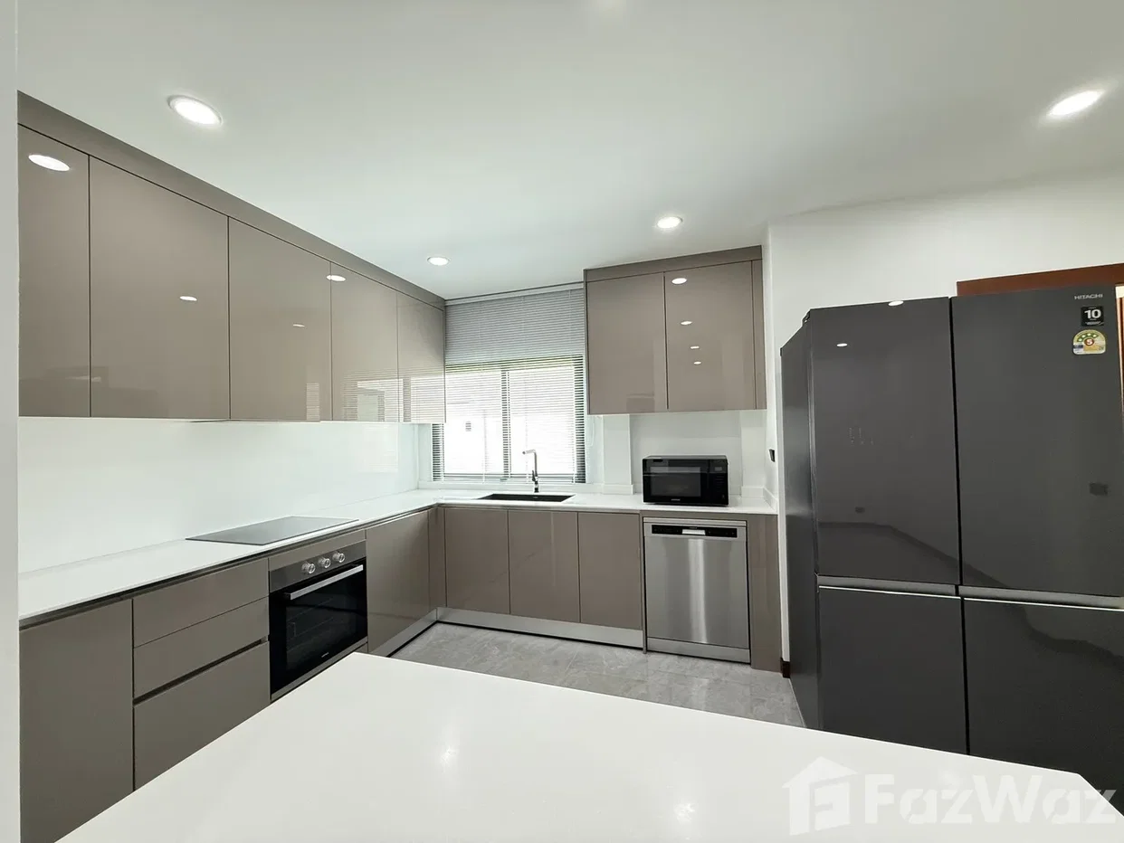 picture Luxury 2-Storey Villa with Private Swimming Pool – L&H 5962958 - 8/24