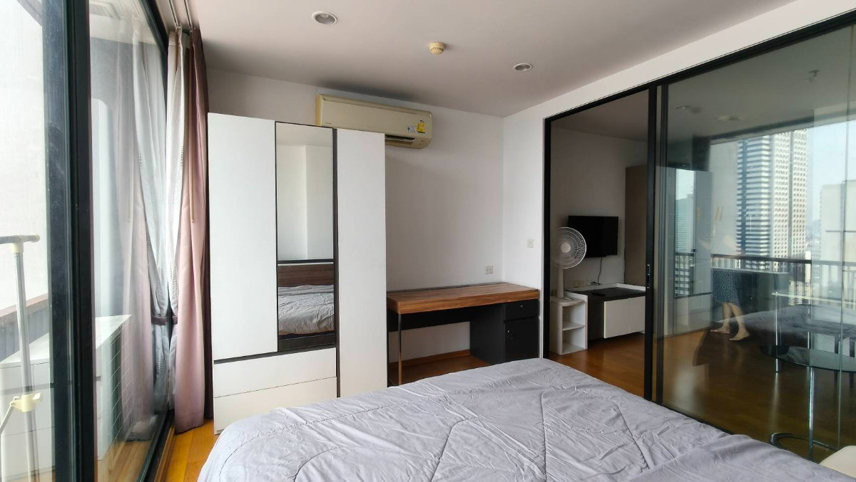 รูป Noble Revo Silom (33sqm, 1B1B, ชั้น21) เดินแค่ 200ม.ถึง BTSสุรศักดิ์ - รูปที่ 5/16