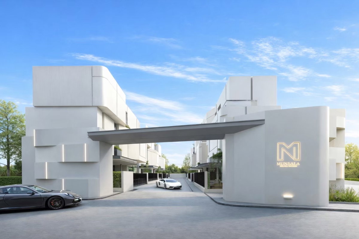 รูป บ้านสไตล์ Modern White Geometry ออกแบบสถาปัตยกรรมโดดเด่น พร้อมฟังก์ชันสำหรับชีวิตระดับพรีเมียม - รูปที่ 2/9