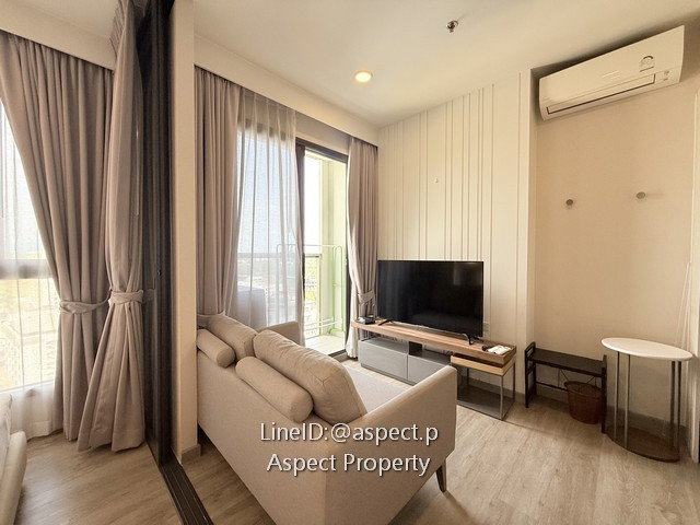 picture KEEN Centre Condo Sriracha for Ren - 10/13