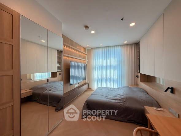 picture 2-BR 122 Sqm On 11th Floor At Chatrium Riverside Condo near BTS Saphan Taksin (ID 2863037) - 2/11
