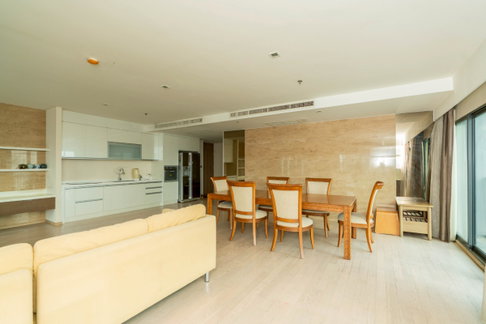 ขายคอนโด Noble Remix (สุขุมวิท 36) ชั้น 28 (High Floor พร้อมวิวเมืองมุมสูง) 2 ห้องนอน  ใกล้ BTS ทองหล่อ 