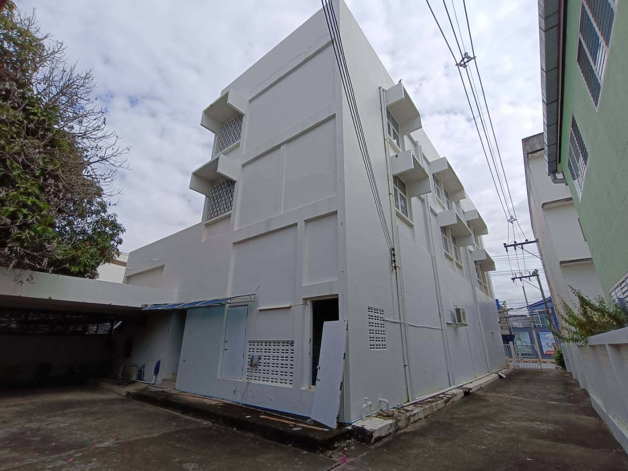 picture OFFICE 180 Sq.w. Muang Phrae Phrae for 20M - 3/9