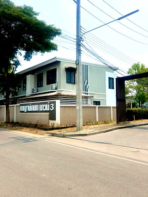 Townhouses for rent Chiang Mai : Kankanok Town 3 2-storey house for rent, good location near the city 18,000/month