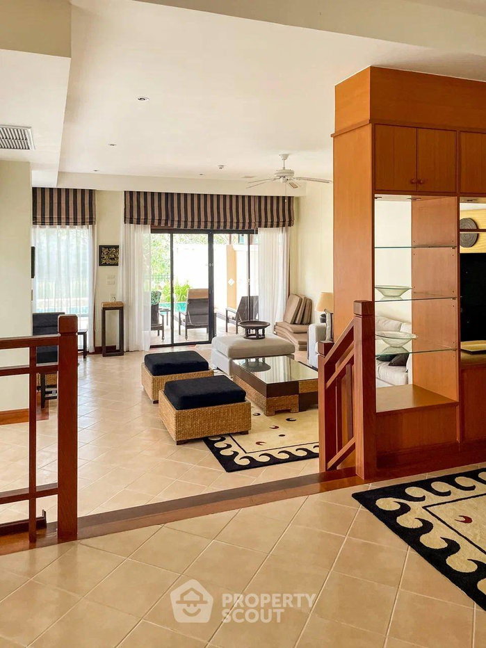 รูป วิลล่า 4-ห้องนอน ใกล้ หาดลากูน่า (ID 2106976) - รูปที่ 8/13