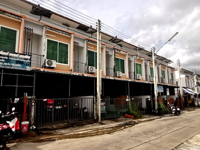 Townhouses for sale Pluak Daeng Rayong : TOWN HOUSE 16.5 Sq.w. Pluak Daeng Rayong for 1.2M
