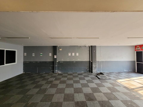SHOP HOUSE 36 Sq.w. Sattahip Chonburi for 5.9M