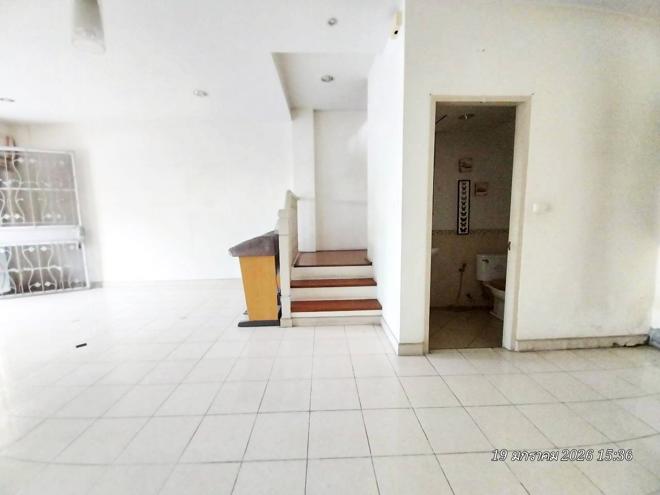 รูป ทาวน์เฮ้าส์ 20.2 ตร.วา บ้านกลางเมือง สวิสทาวน์ เกษตร-นวมินทร์ เขตลาดพร้าว กรุงเทพมหานคร 4.4M - รูปที่ 4/32