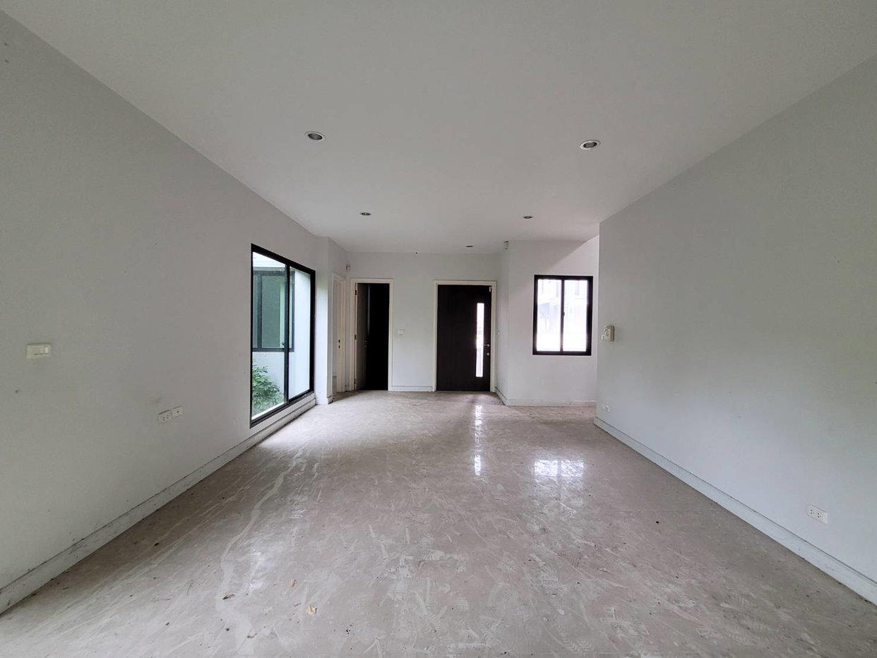 picture HOME 87.3 Sq.w. Bang Khae Bangkok for 10.2M - 1/4