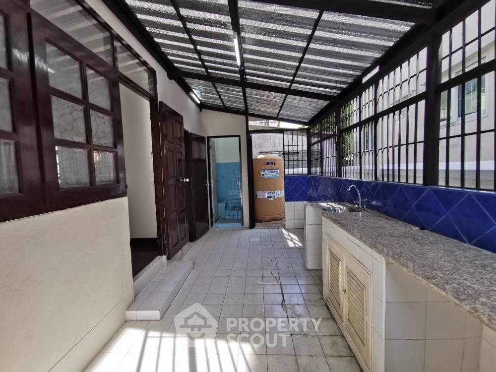 picture 4-BR House in Saphan Song (ID 1273459) - 5/11