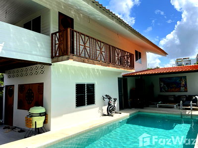Houses for sale Muang Phuket Phuket : 2 Bedroom Villa for sale in Rawai, Phuket  1420770