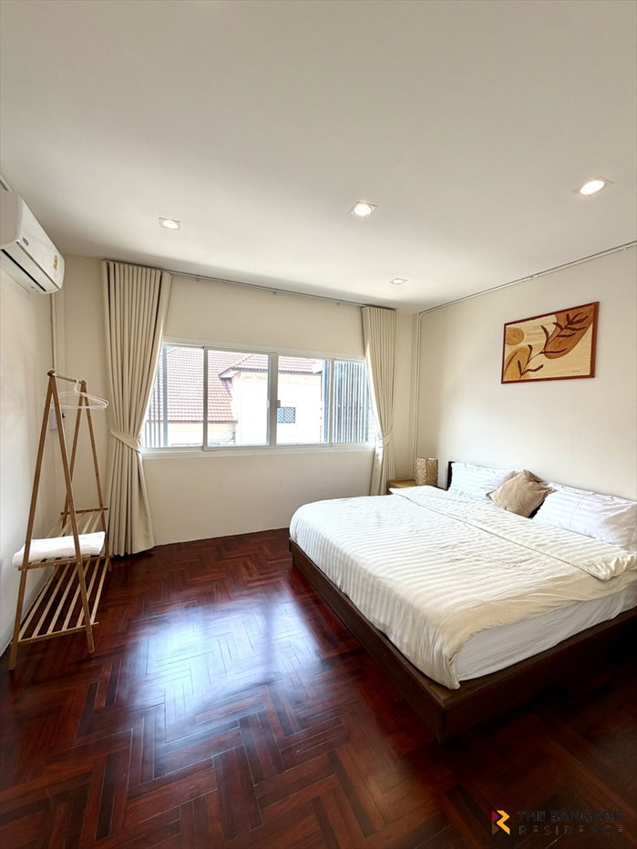 รูป เช่าบ้าน 🏡 Town House Phrakanong  ทาวน์เฮาส์ 3 ชั้น  5นอน 400ตร.ม. 120k  เอาใจคนรักสัตว์  🐾🐱 ใกล้ BTS พระโขนง  - รูปที่ 6/15