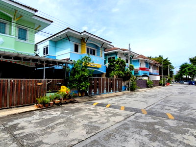 บ้านเดี่ยว ถนนทวีวัฒนา : บ้านแฝด 35 ตร.วา มณฑล 7 บางแค บางแค กรุงเทพมหานคร 2.3M