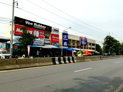 Shophouses for sale Muang Ang Thong Angthong : SHOP HOUSE 51 Sq.w. Muang Ang Thong Angthong for 4.8M