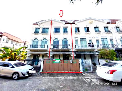 ทาวน์เฮ้าส์ 20.2 ตร.วา บ้านกลางเมือง สวิสทาวน์ เกษตร-นวมินทร์ เขตลาดพร้าว กรุงเทพมหานคร 4.4M