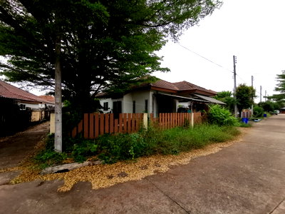 Houses for sale Sri Maha Pho Prachinburi : HOME 47.7 Sq.w. Sri Maha Pho Prachinburi for 1.6M