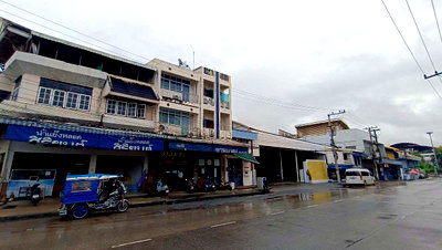 Shophouses for sale Nong Bua Market, Udon Thani : SHOP HOUSE 19.3 Sq.w. Muang Udon Thani Udon Thani for 5.1M