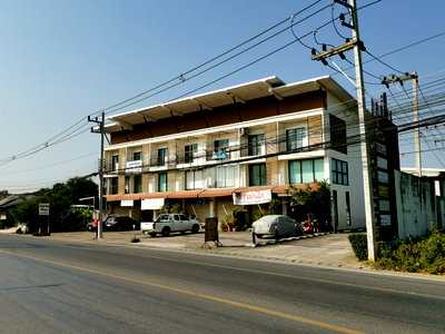 Shophouses for sale Chiang Mai : SHOP HOUSE 18 Sq.w. San Kamphaeng Chiang Mai for 1.6M