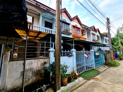 ทาวน์โฮม ราชบุรี : ทาวน์เฮ้าส์ 15 ตร.วา โพธาราม โพธาราม ราชบุรี 730,000
