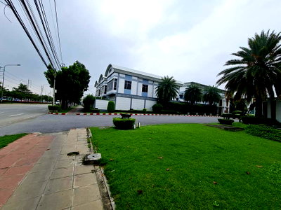 HOME 119.6 Sq.w. Thawi Watthana Bangkok for 18.4M