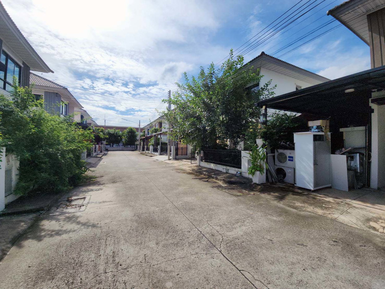 รูป บ้านแฝด 38 ตร.วา โมดิวิลล่า ลาดกระบัง-สุวรรณภูมิ เมืองฉะเชิงเทรา ฉะเชิงเทรา 3.3M - รูปที่ 1/2