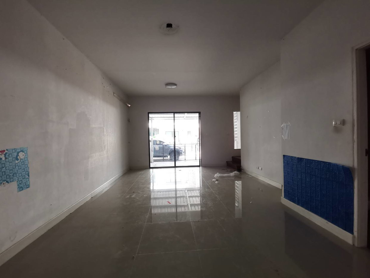 picture TOWN HOUSE 18.8 Sq.w. Muang Chachoengsao Chachoengsao for 1.4M - 2/4