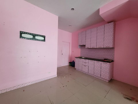 TOWN HOUSE 16.5 Sq.w. Pluak Daeng Rayong for 1.6M