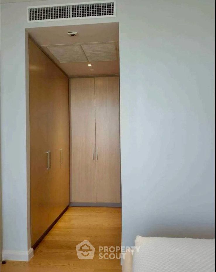 รูป คอนโด 2-ห้องนอน ที่ แมกโนเลียส์ วอเตอร์ฟรอนท์ เรสซิเดนซ์ ใกล้ BTS สะพานตากสิน (ID 2863445) - รูปที่ 13/19