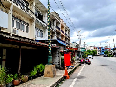 SHOP HOUSE 30.2 Sq.w. Muang Samut Sakhon Samut Sakhon for 2.6M