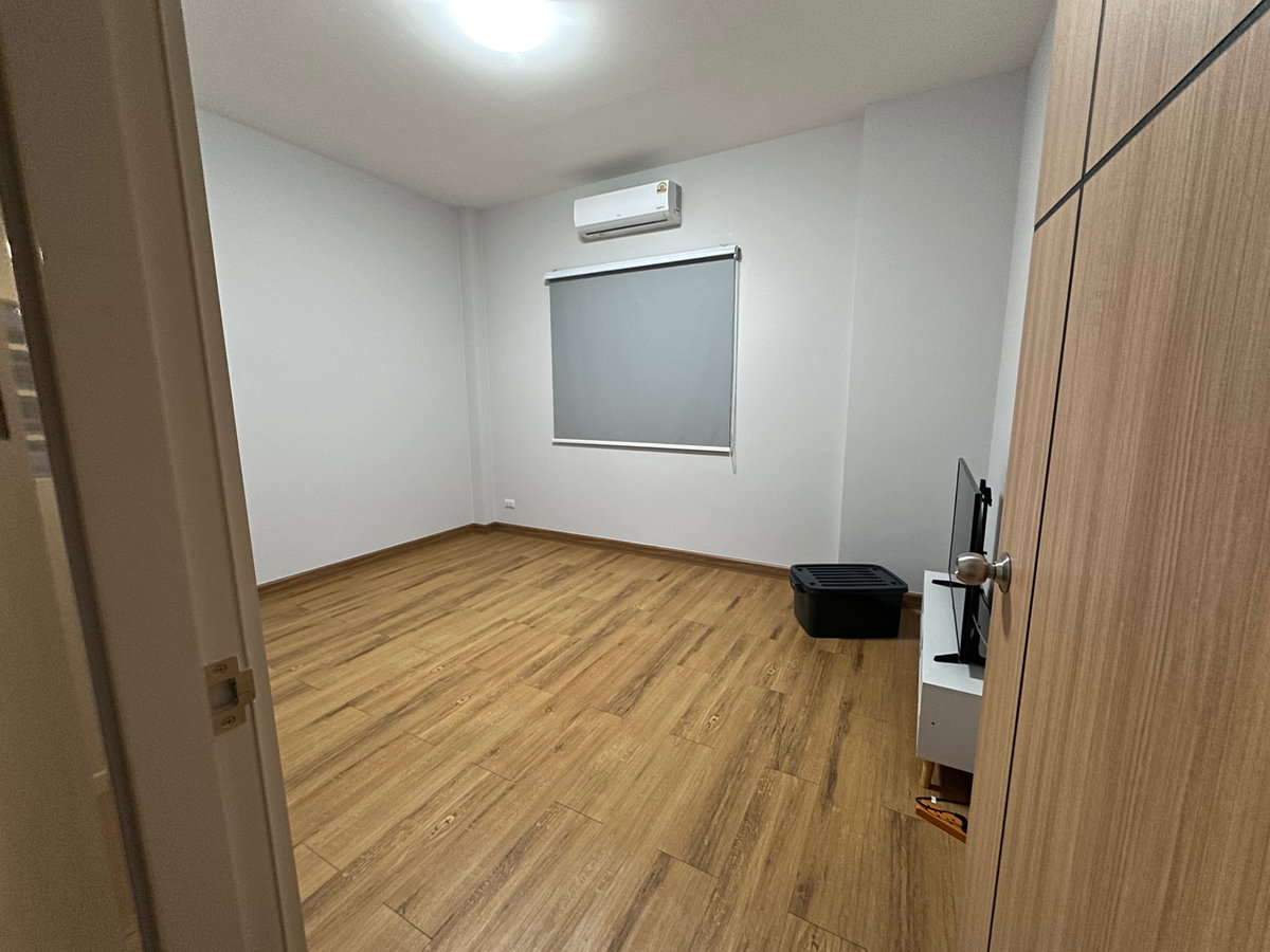 รูป ให้เช่าบ้านแฝดใกล้นิคมWHA36ใกล้BYD ติดถนนใหญ่ หมู่บ้านPark hill  - รูปที่ 6/9