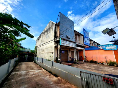 อาคารพาณิชย์ กาญจนดิษฐ์ สุราษฎร์ธานี : อาคารพาณิชย์ 34 ตร.วา สุราษฎร์ธานี กาญจนดิษฐ์ สุราษฎร์ธานี 2.5M