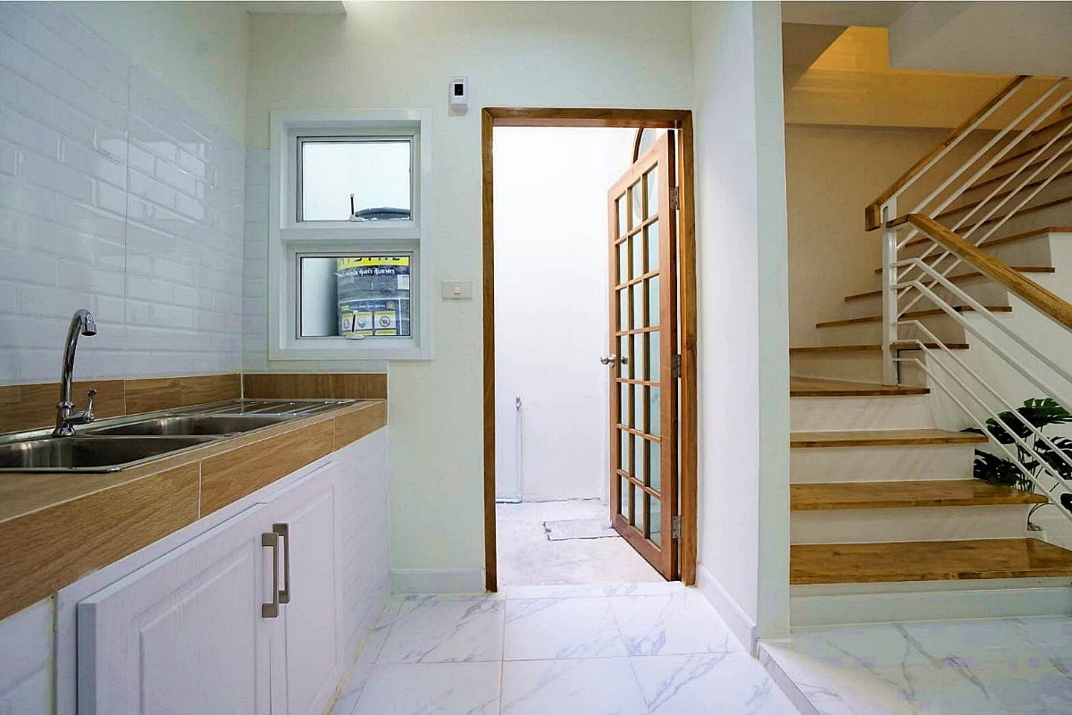 รูป บ้านสวยมาก ทาวน์โฮม 3 ชั้น รีโนเวทใหม่  สไตล์มินิมอล   #หมู่บ้านวิเศษสุขนคร ประชาอุทิศ 79  ทุ่งครุ  - รูปที่ 9/21