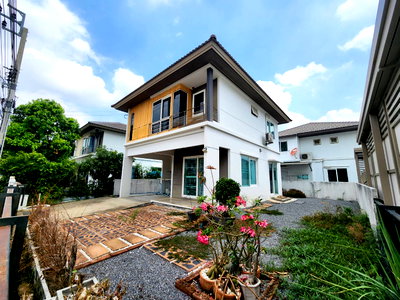 Houses for sale Lotus's Latkrabang : HOME 52.1 Sq.w. Bang Sao Thong Samut Prakarn for 4.7M