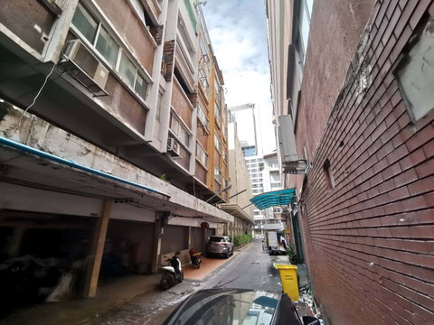 SHOP HOUSE 36 Sq.w. Ratchathewi Bangkok for 40M