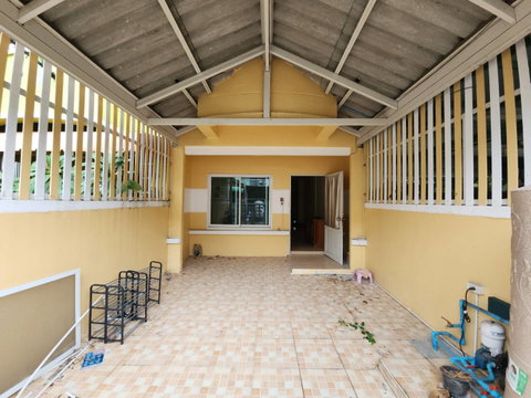 TOWN HOUSE 18 Sq.w. Lam Luk Ka Pathumthani for 1.5M