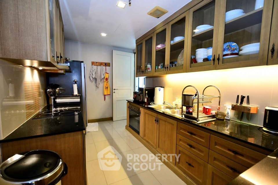 รูป คอนโด 3-ห้องนอน ที่ สาธร การ์เด้นส์ ใกล้ MRT สีลม (ID 2869827) - รูปที่ 19/26