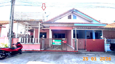 Townhouses for sale Si Racha Chonburi : TOWN HOUSE 24.5 Sq.w. Si Racha Chonburi for 1.4M