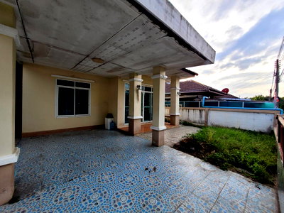 Houses for sale Pinthong Industrial Estate : HOME 46 Sq.w. Si Racha Chonburi for 2.3M