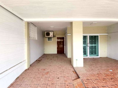 Townhouses for sale Bang Bua Thong Nonthaburi : TOWN HOUSE 18 Sq.w. Bang Bua Thong Nonthaburi for 1.5M
