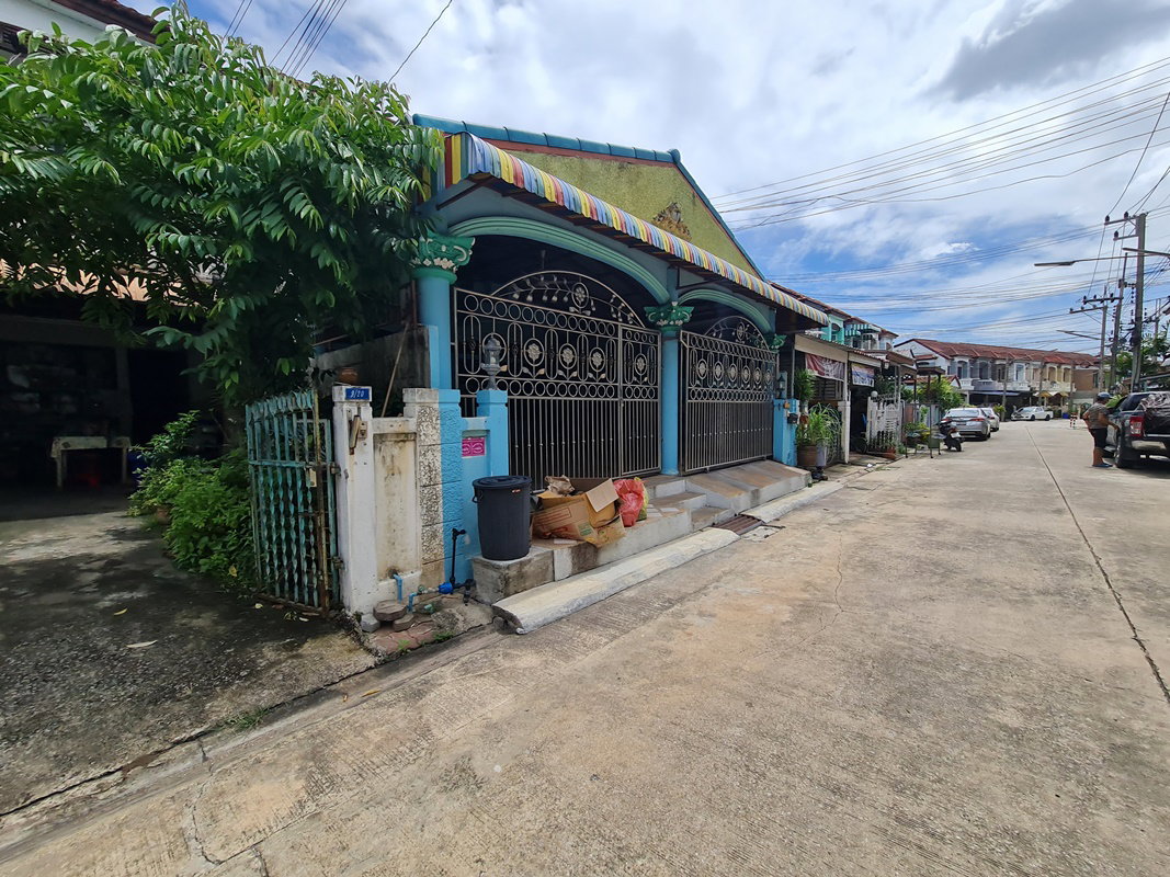 picture TOWN HOUSE 44.8 Sq.w. Thawi Watthana Bangkok for 2.9M - 1/3