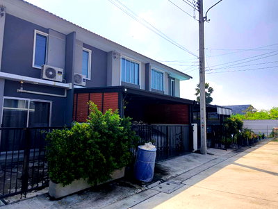 Townhouses for sale Provincial Electricity Authority Salaya : TOWN HOUSE 18.7 Sq.w. Phuttha Mon Thon Nakhon Pathom for 1.9M