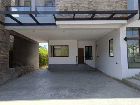 HOME 109.1 Sq.w. Sam Phran Nakhon Pathom for 17.5M