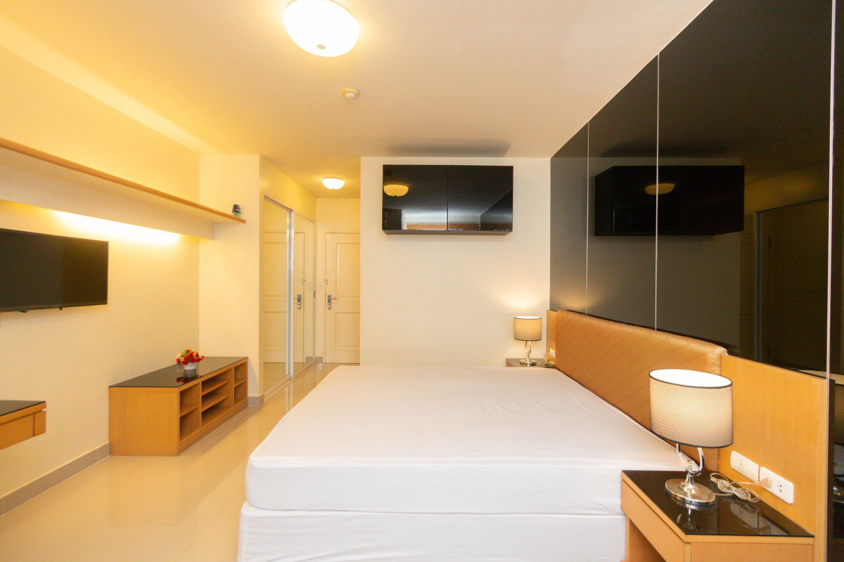 รูป ขายคอนโดอยู่ติดสถานีรถไฟฟ้าMRT 0เมตร IHOUSE พระราม9-เอกมัย ทางลงMRTอยู่ติดหน้าโครงการพอดี ตกแต่งหรู พร้อมเข้าอยู่ 1,600,000.- - รูปที่ 24/26