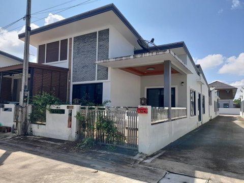 TOWN HOUSE 30.2 Sq.w. Hat Yai Songkhla for 2M