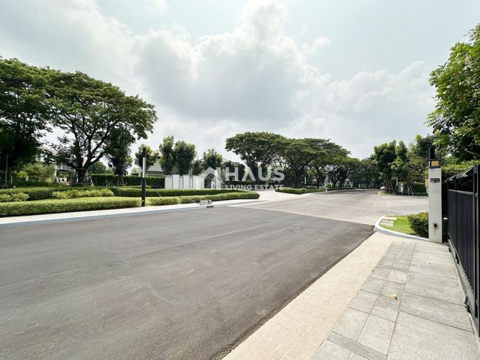 4-bed house for rent, 588 sqm, 210 sq wah, Grand Bangkok Boulevard Ratchaphruek - Charan