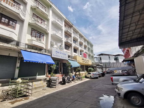 อาคารพาณิชย์ 21 ตร.วา พระรามที่ 2 ซอย 63 บางขุนเทียน กรุงเทพมหานคร 2.7M